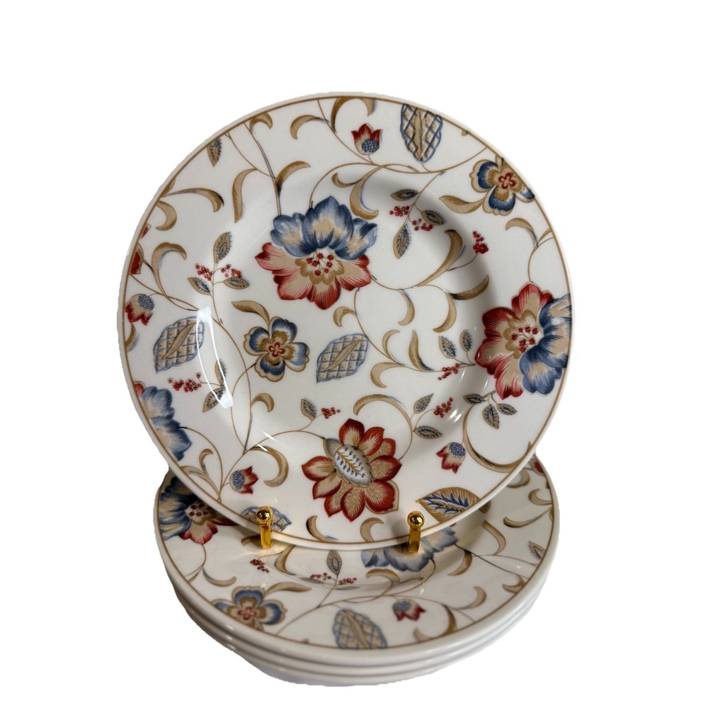 Queen's Earthenware 9" Floral Rimmed Salad / Dessert Plates‎ Set of Four  New